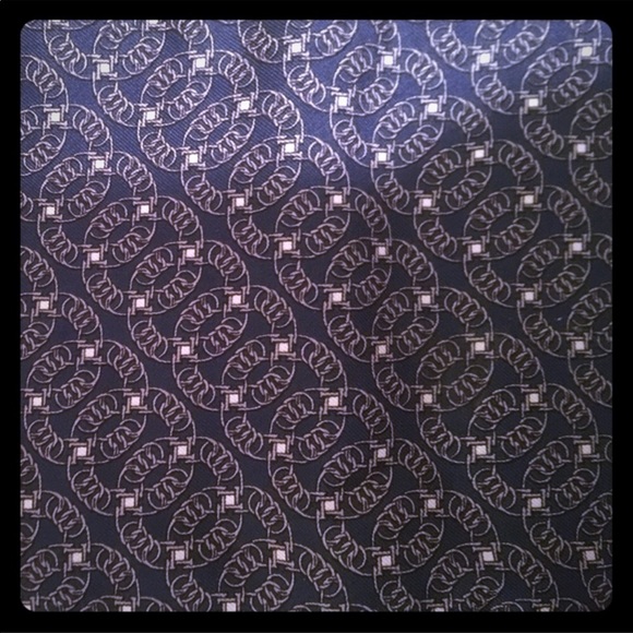 Authentic Hermès Silk & Cashmere Scarf - Picture 3 of 4